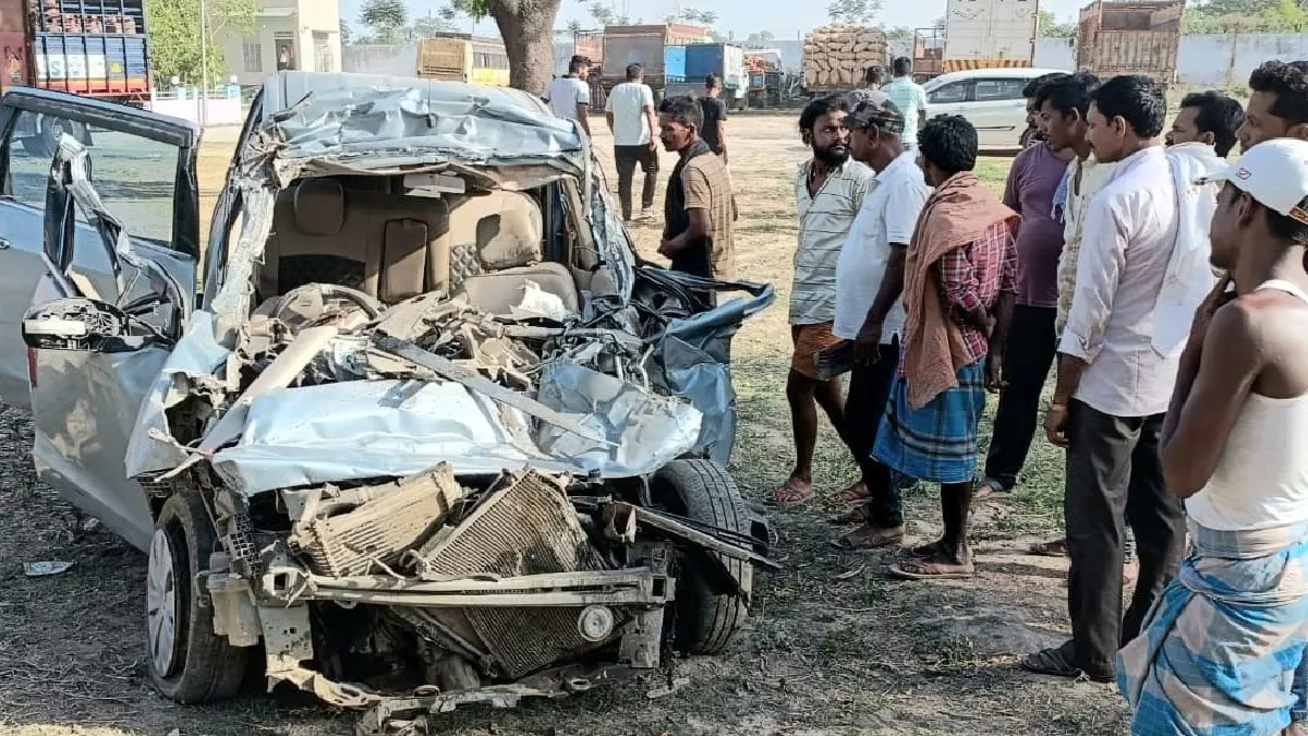 पूर्णिया में बरा‍ति‍यों से भरी अर्टिगा खड़े ट्रक से टकराई, 2 बच्‍च‍ियों समेत 5 की मौत; 4 की हालत नाजुक, 9 घायल