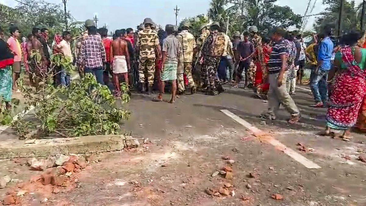 https://www.jagranimages.com/images/newimg/03062024/03_06_2024-violence_in_bengal_23731410.jpg