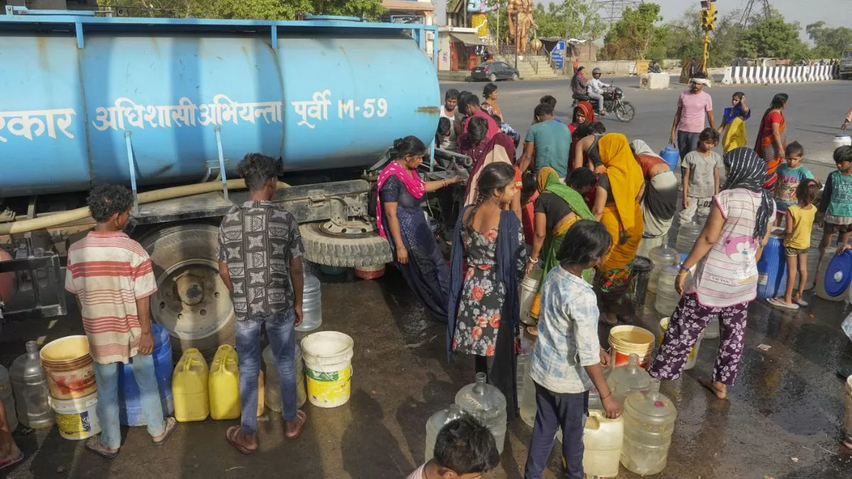 Delhi Water Crisis: 'इमरजेंसी मीटिंग बुलाओ', सुप्रीम कोर्ट ने जल संकट पर अपर यमुना रिवर बोर्ड को दिया निर्देश