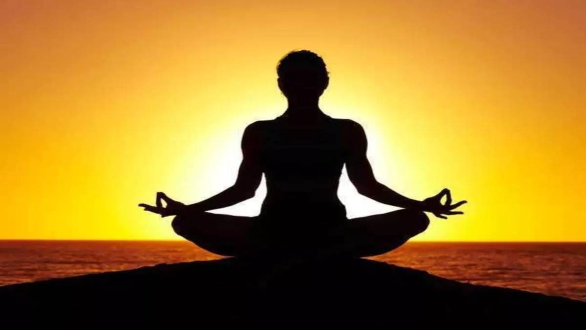 swami niranjanananda to design yoga for bihar athletes