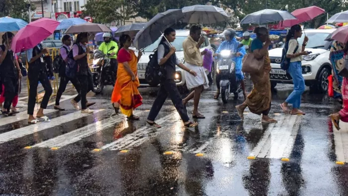 दिल्ली-राजस्थान में भी करवट लेगा मौसम। (फोटो- पीटीआई)