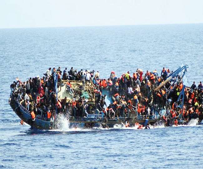 https://www.jagranimages.com/images/newimg/03072021/03_07_2021-boat-sinks-reuters-1560532909727_21795879.jpg