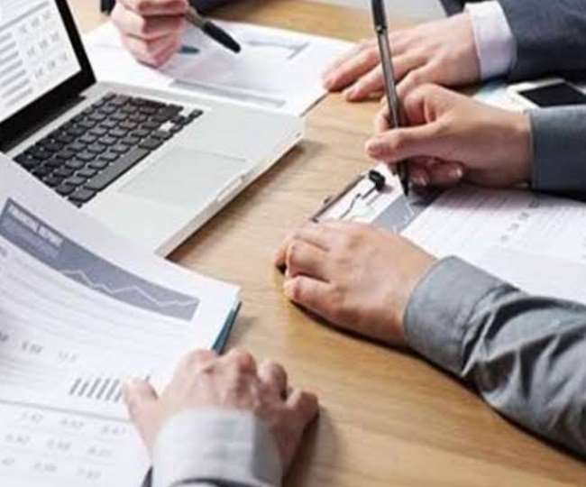 आइटीआइ से प्रशिक्षित युवाओं को नालागढ़ में एमएनसी कंपनी द्वारा रोजगार का अवसर प्रदान किया जा रहा है।