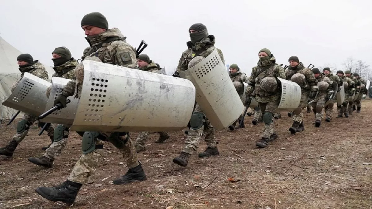 Russia-Ukraine War: रूसी रक्षा मंत्री का बड़ा एलान, यूक्रेन के अंतिम बड़े शहर लिसिचन्स्क पर किया सैन्य कब्जा
