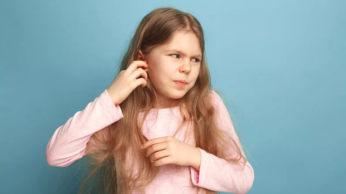 Home Remedies For Ear Pain इन घरेलू उपायों से दूर करें बच्चों के कान