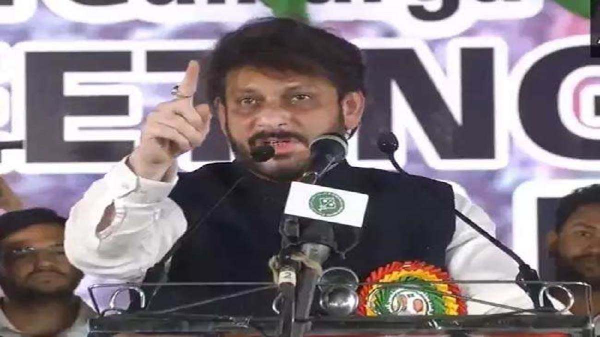 waris pathan said bjp is a washing machine and whoever gets into it gets a clean chit