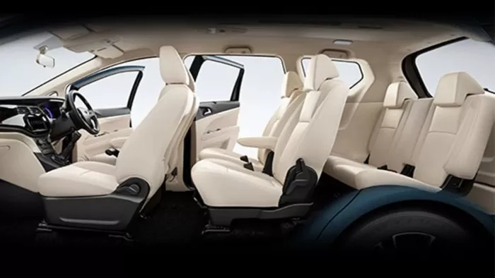 Mahindra ने एमपीवी सेगमेंट में पेश की जाने वाली Marazzo को वेबसाइट से हटा दिया गया है।
