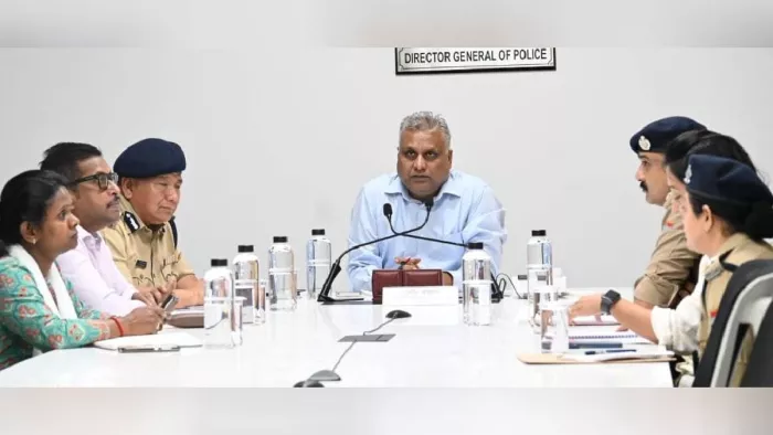 अपर पुलिस महानिदेशक ने भीड़ प्रबंधन की योजना को लेकर की बैठक