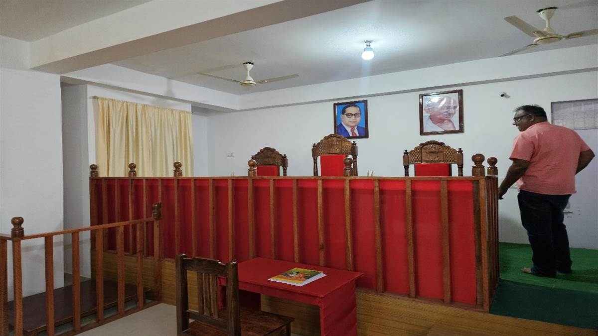https://www.jagranimages.com/images/newimg/03072025/03_07_2025-02sar_m_1_02072025_321.jpg