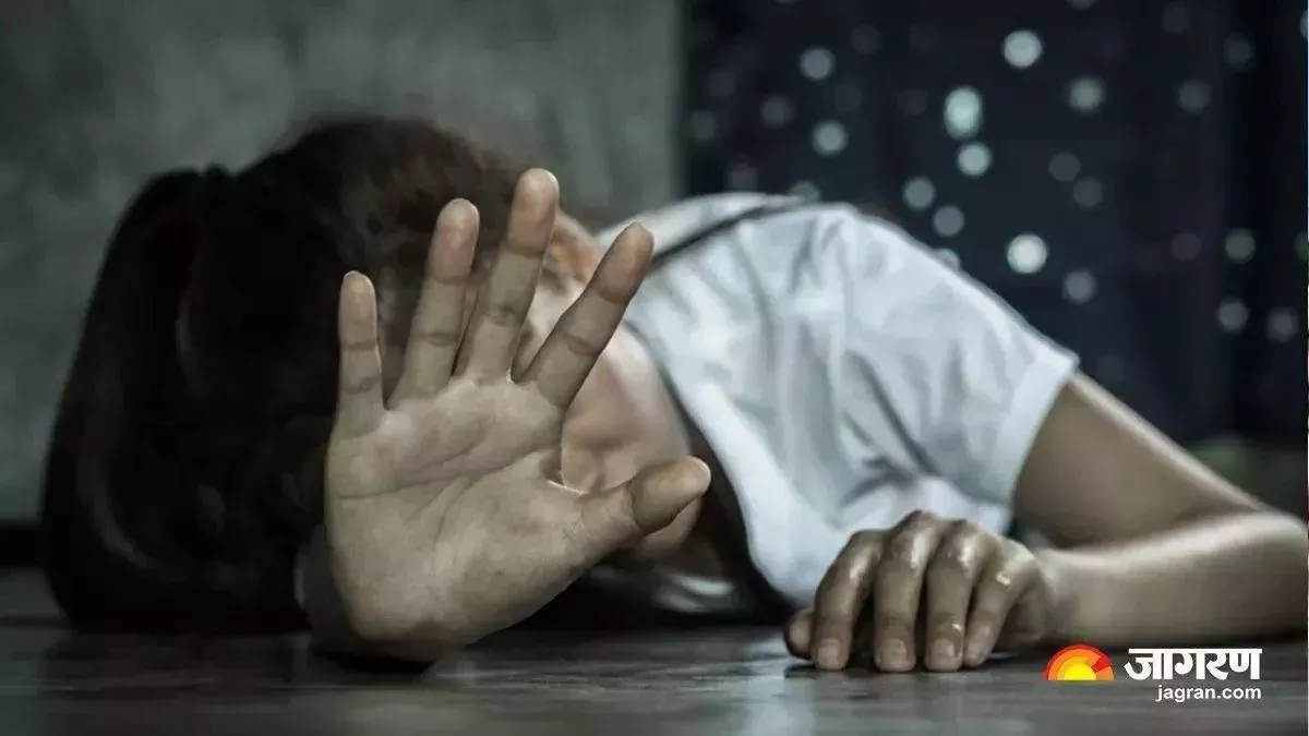 'देवर करता है Bad touch' शिकायत लेकर थाने पहुंची महिला ने पति पर भी लगाए आरोप