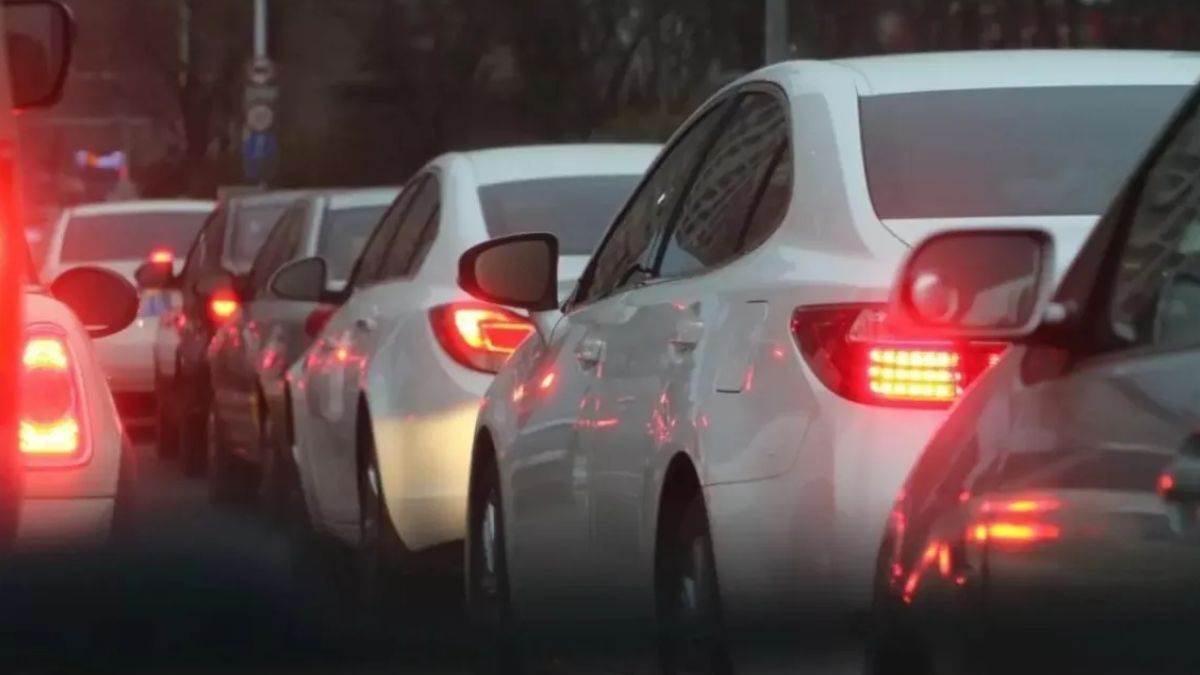 https://www.jagranimages.com/images/newimg/03072025/03_07_2025-car_23973748.jpg