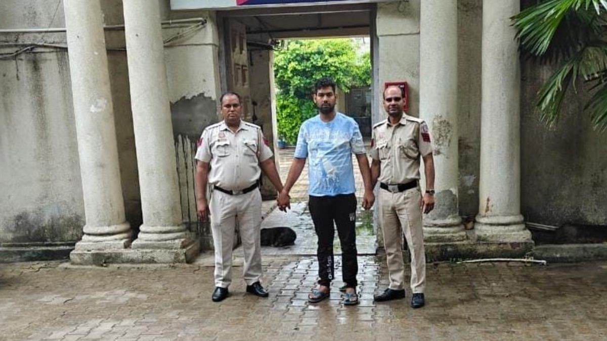 ncr new delhi city news main accused arrested in narela murder case