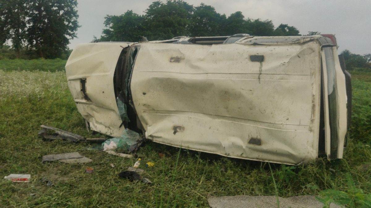 scorpio carrying wedding party crashes many injured
