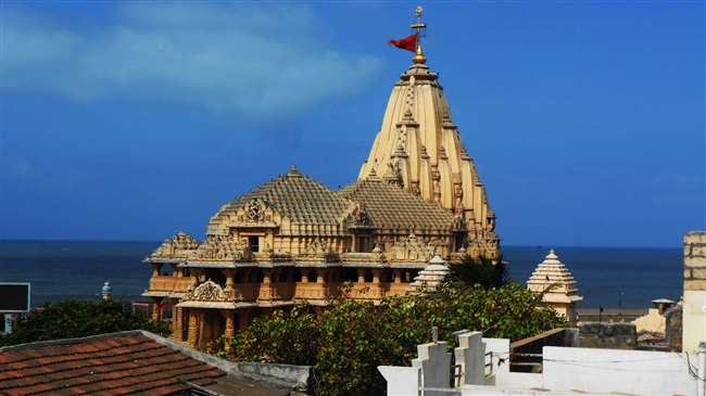 सुप्रसिद्ध सोमनाथ मंदिर का प्रधानमंत्री नेहरू ने ‘हिंदू पुनरुत्थान कार्य’ कहकर किया था विरोध!