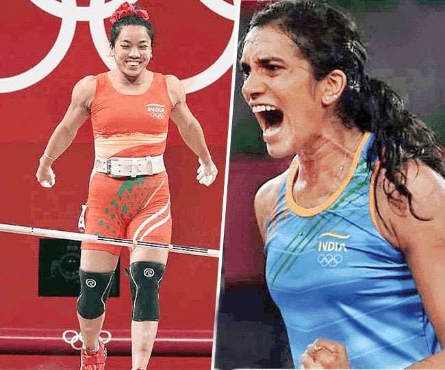 टोक्यो ओलिंपिक में पदक जीत कर भारत का नाम ऊंचा करने वाली बेटियां- मीराबाई चानू (बाएं) और पीवी सिंधू।