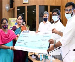 भारतीय हॉकी खिलाड़ी सलीमा टेट्टे व निक्की प्रधान के परिवार को CM हेमंत सोरेन करेंगे सम्मानित। जागरण