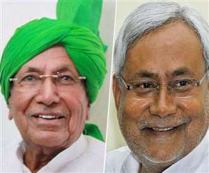 ओम प्रकाश चौटाला व नीतीश कुमार की फाइल फोटो।