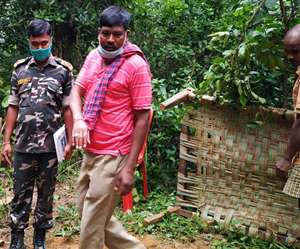 Simdega Samachar, Jharkhand Crime News पुलिस ने पत्&zwj;नी की हत्&zwj;या के आरोपी पति को गिरफ्तार कर लिया है।