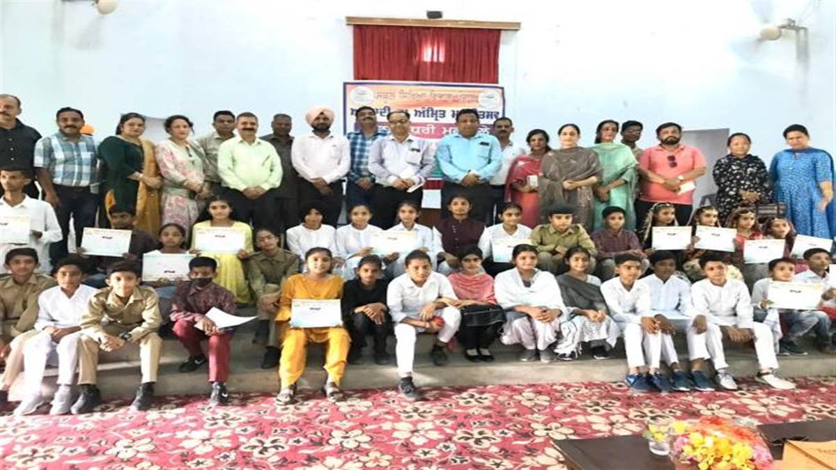 अमृत महोत्सव के तहत करवाए जिला स्तरीय मुकाबले District level