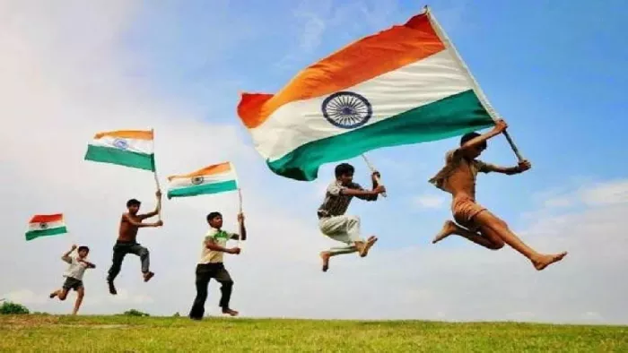 Har ghar Tiranga Abhiyan : कपड़ा मंत्रालय ने की है तिरंगा की आपूर्ति। सांकेतिक फोटो
