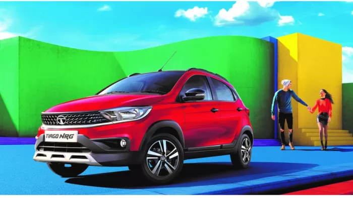 Tata Tiago NRG XT variant launch हुई भारत में