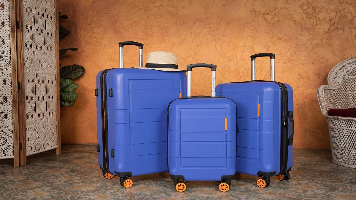 बेफिक्र घूमने का है प्लान तो घर लाएं मजबूत और स्टाइलिश Luggage Bags, मिल रही है जबरदस्त छूट