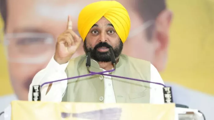 Punjab News: CM मान ने भारतीय हॉकी टीम के कप्तान से फोन पर की बात।