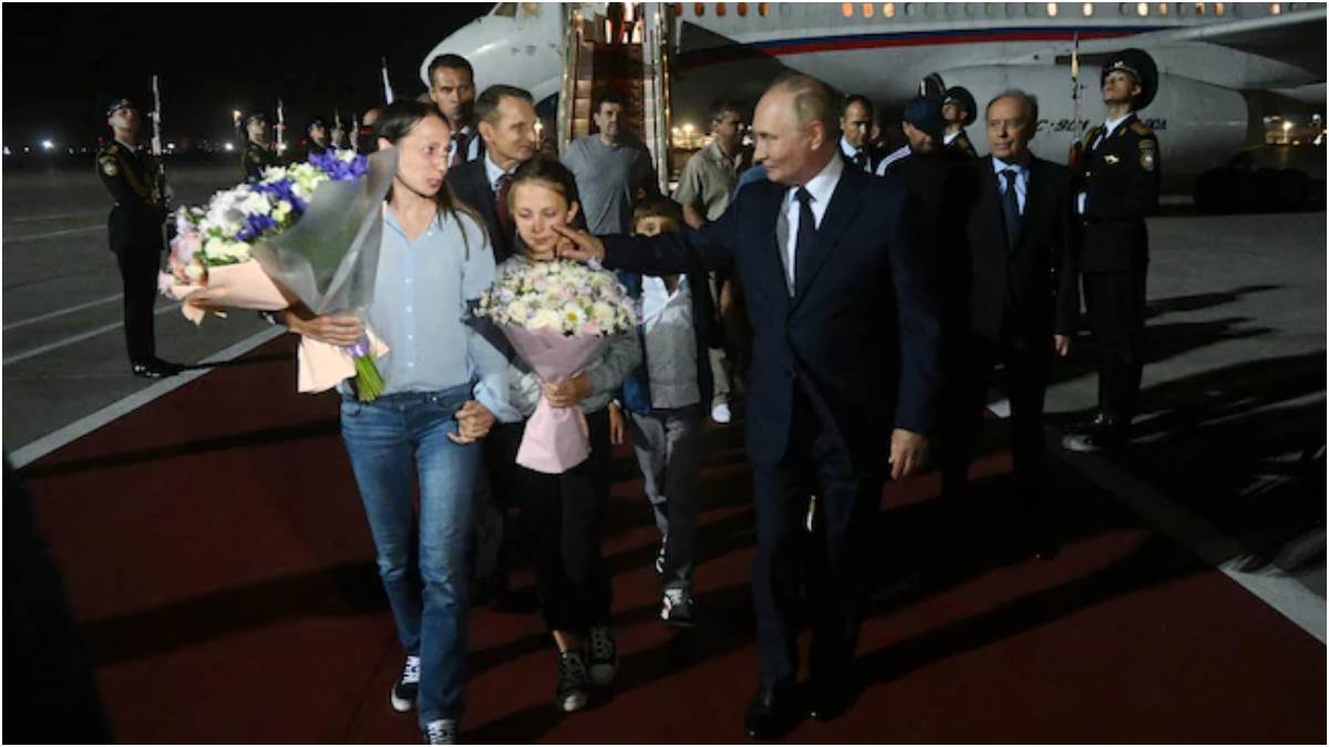 https://www.jagranimages.com/images/newimg/03082024/03_08_2024-putin_9_23771244.jpg
