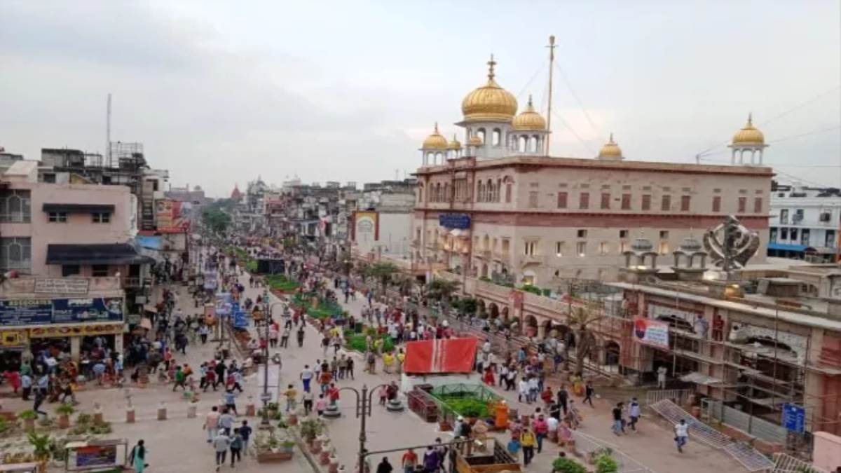 ncr new delhi city news traders protest inaction in chandni chowk