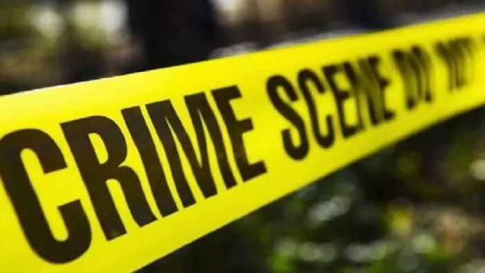 दिनहदहाड़े चांदबाग में एक करोड़ रुपये का माल लूटकर ले गए बदमाश।