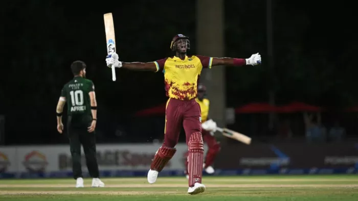 Jason Holder ने लगाया विजयी चौका। फोटो- ESPN