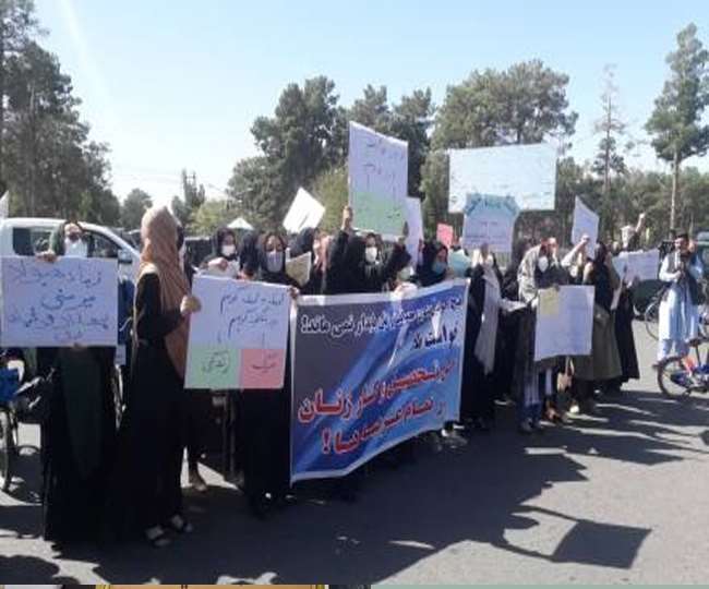https://www.jagranimages.com/images/newimg/03092021/03_09_2021-afghani-women_21987178.jpg
