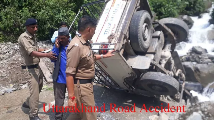 Uttarakhand Road Accident सड़कों पर मौतों का आंकड़ा लगातार बढ़ता ही जा रही है।