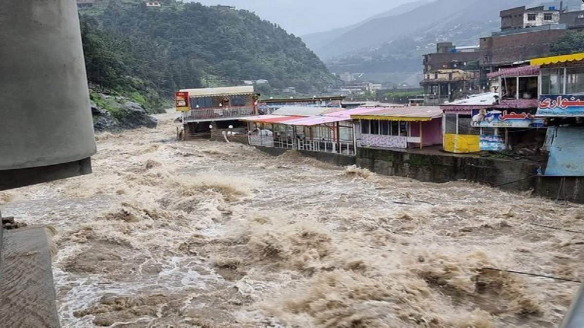 Pakistan Floods: अफगानिस्तान पर भी पड़ेगा पाकिस्तान की भीषण बाढ़ का असर, खाद्य आपूर्ति पर मंडरा सकता है खतरा; UN ने जताई चिंता - Pakistan Floods will also affect ...