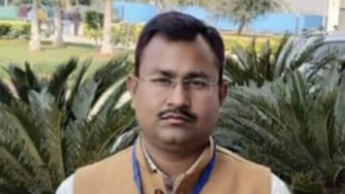teachers day 2022 lakhimpur teacher virendra shukla selected for state teacher award