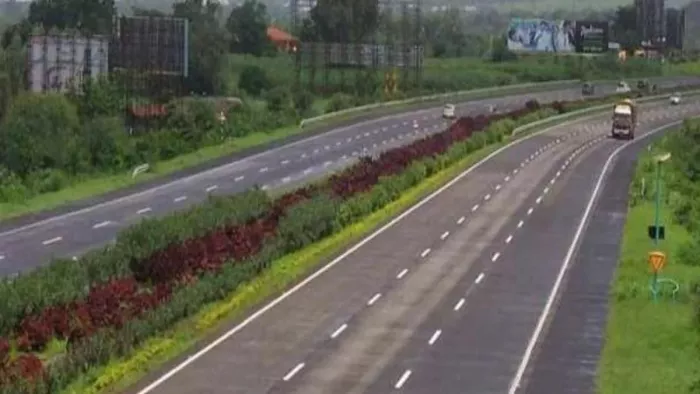 Delhi Mumbai Expressway News: लापरवाही पड़ी भारी, 20 करोड़ देने की किसकी जिम्मेदारी
