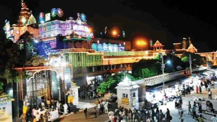 Shri Krishna Janmashtami 2023: जगमग होगा जन्मस्थान, फूलबंगला में दिखेगा चंद्रयान