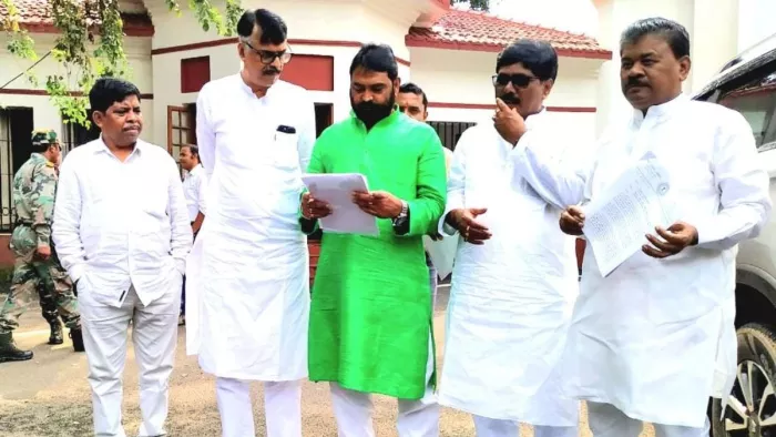 राज्य समन्वय समिति के सदस्यों ने राज्यपाल पर असहयोग का लगाया आरोप। (जागरण फोटो)