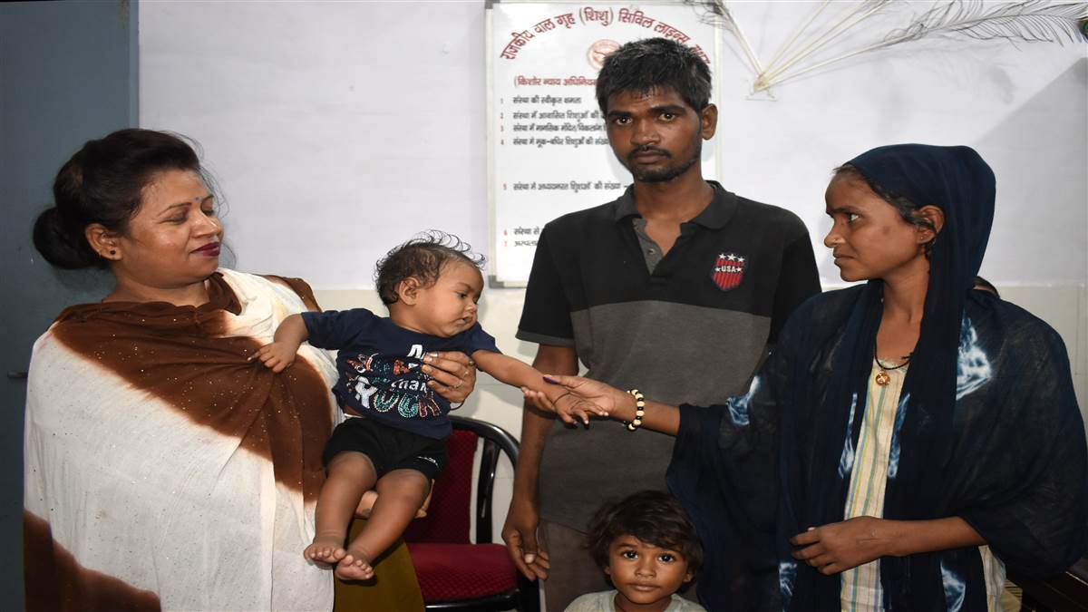 https://www.jagranimages.com/images/newimg/03092025/03_09_2025-02mth_17_02092025_453.jpg