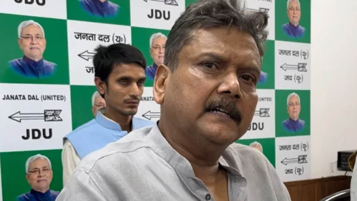 https://www.jagranimages.com/images/newimg/03092025/03_09_2025-education_minister_24034162.jpg