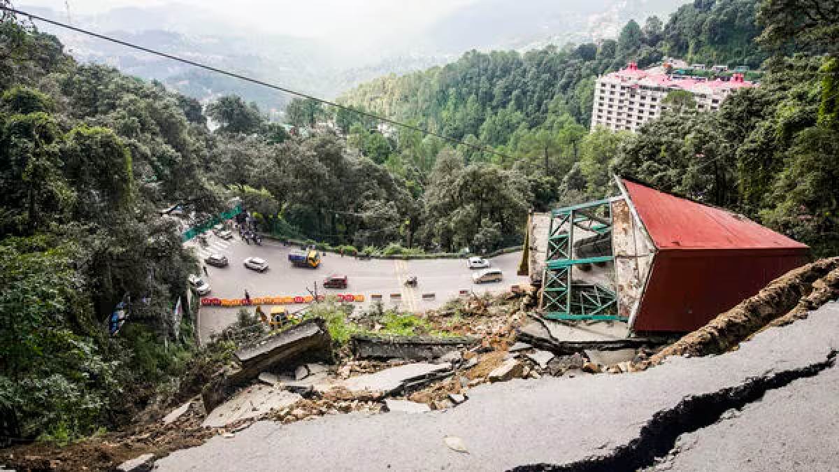 https://www.jagranimages.com/images/newimg/03092025/03_09_2025-himachal_school_closed_24033886.jpg