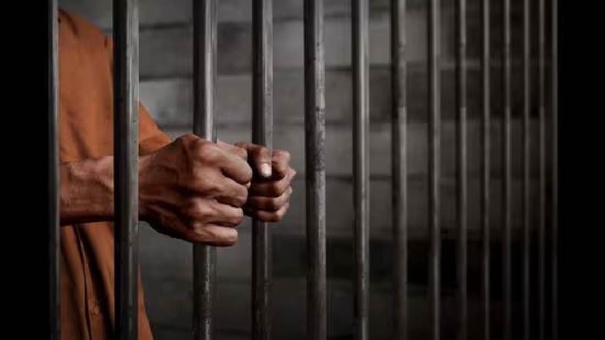 https://www.jagranimages.com/images/newimg/03092025/03_09_2025-jail_24033911_55329550.jpg