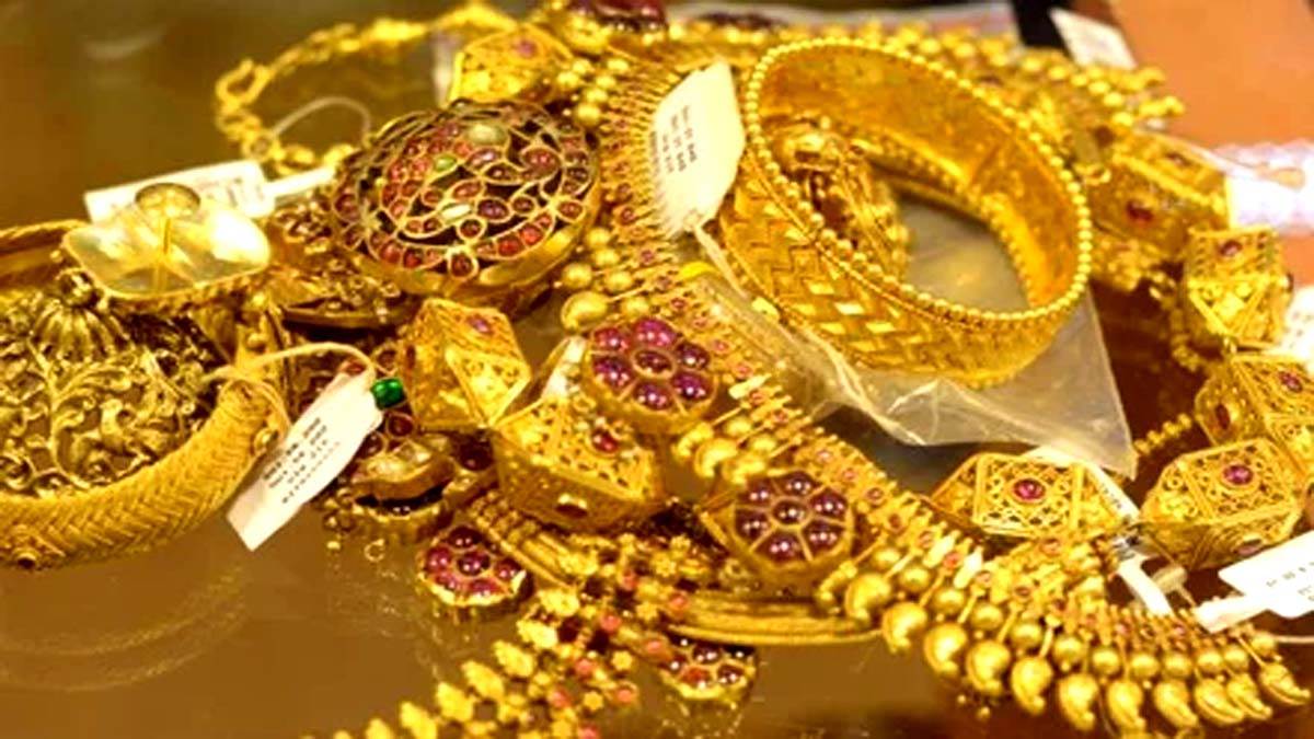 https://www.jagranimages.com/images/newimg/03092025/03_09_2025-jewellery_24034861.jpg