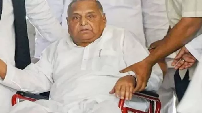 अस्पताल में नेताजी से न आएं मिलने, समाजवादी पार्टी के ट्विटर अकाउंट से की गई अपील।
