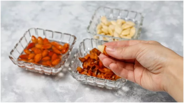 Soaked Dry Fruits Benefits: ऐसे 5 ड्राई फ्रूट्स जिनको भिगोकर ही खाना चाहिए, तभी मिलेंगे फायदे!
