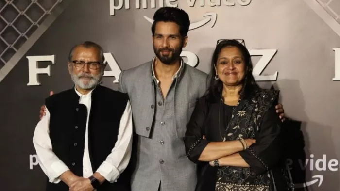 Supriya Pathak And Shahid Kapoor Photo Credit Instagram