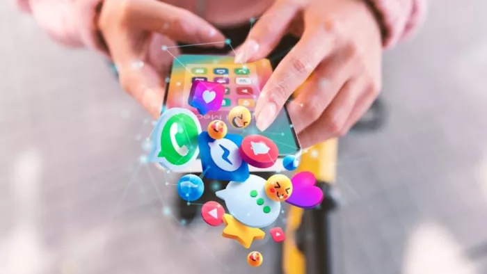 Social Media से हो गए हैं परेशान, तो करें ये काम, मिलेंगे फायदे ही फायदे