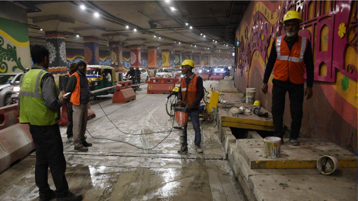 ncr now people will not face mobile network problem while passing through delhi pragati maidan tunnel road