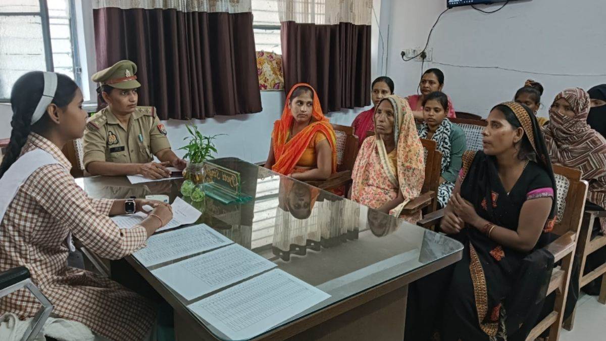badaun news student becomes one day female police station in charge