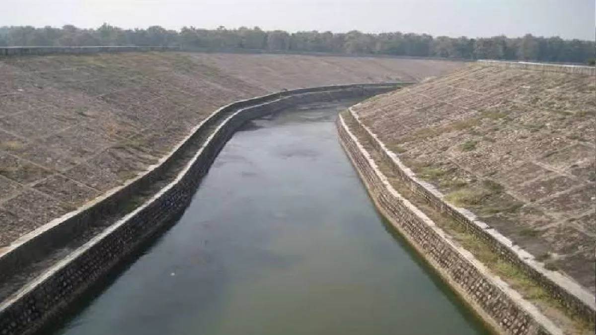meerut news water supply stopped in ganga canal irrigation department to clean canals and drains